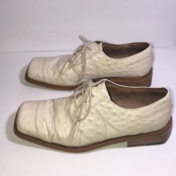 Giorgio Brutini Vintage Leather Tassel Loafers - Picture 4 of 7